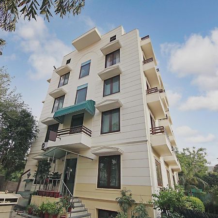 Capital O Tipsyy Near Aravali Biodiversity Park Ґурґаон Екстер'єр фото
