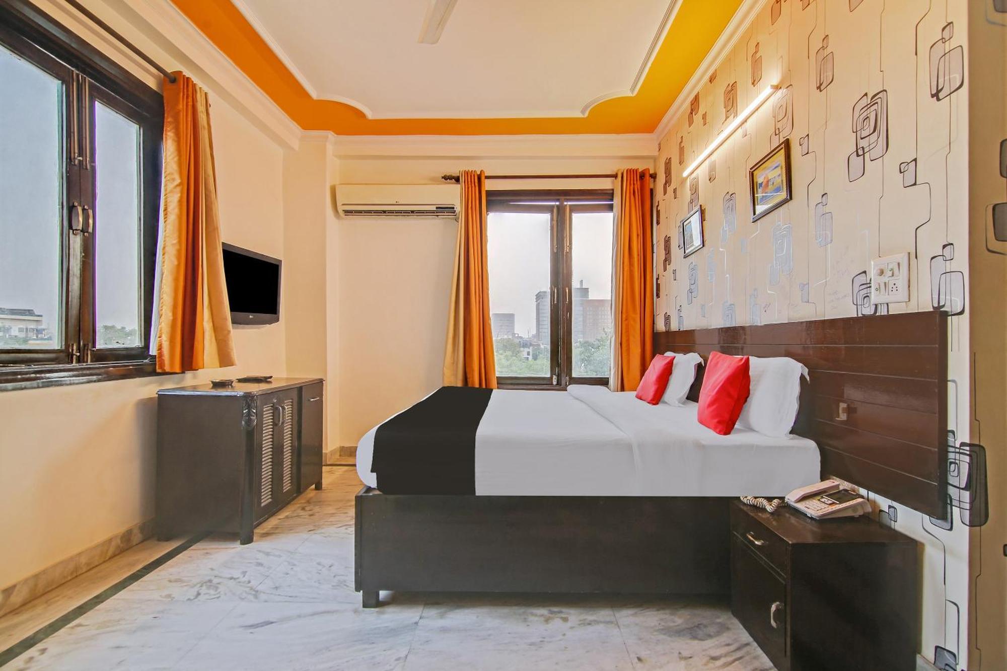 Capital O Tipsyy Near Aravali Biodiversity Park Ґурґаон Екстер'єр фото